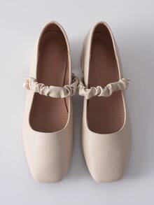 褶皱细节玛丽珍鞋，白色珍珠装饰粗跟尖头优雅高跟鞋，情人节圣诞节冬季圣诞礼物