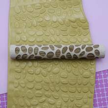 لف خشبي بطول 10 سم للطين البوليمري DIY، للنقش والنسج على الخزف والسيراميك بنقوش أشكال الأزهار والأوراق والشمس والقلب والموج والقشرة الخشبية والنجمة