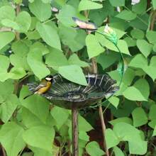 1pc Iron Butterfly Shaped Outdoor Bird Feeder, Suitable For Courtyards, Gardens, And Lawns, Easy Installation