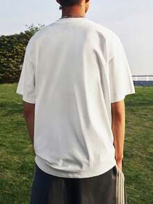 Camiseta para hombre con estampado de tiburón multicolor y la palabra "SANTA CRUZ" Estilo divertido y vibrante 220g algodón puro y denso - Blanco - Ver 2