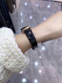 1 pieza Reloj de cuarzo de moda rectangular simple para mujer con correa negra, marrón o verde