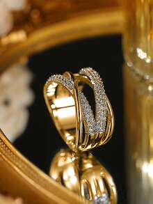 Boîte cadeau Bague de couleur argent avec ligne tourbillonnante de zircone cubique, bijoux pour femme, convient pour le mariage, cadeau de la Saint-Valentin - Doré - Voir 2