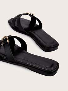Cómodas sandalias planas de talla grande con puntera cuadrada y estilo romano cruzado, color marrón (el tamaño es grande) - Negro - Ver 4