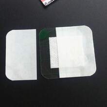 50/100 片防水透明点状粘性方形绷带，超弹力绷带 1.5 英寸 * 1.5 英寸独立包装小点状绷带，用于粘性绷带、医用绷带、纱布垫、无菌敷料、伤口闭合条、手术胶带、压缩绷带、透气绷带、抗菌绷带、硅胶伤口覆盖物、卡通绷带、急救包、运动损伤用品、指尖绷带、急救包中的关节绷带 - 彩色 - 查看 6