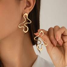 1 pièce Boucles d'oreilles géométriques texturées asymétriques exagérées