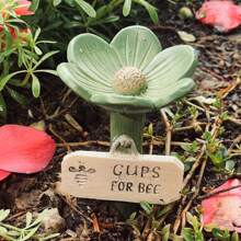 1pc New Insect Drinkers, Wild Honey Insect Feeding Drinking Cup, Suitable For Garden Decoration