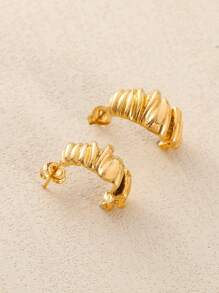 1 Pair Retro Creative Pinched Ear Studs, Fashionable High-Quality Stainless Steel Versatile Jewelry For Women