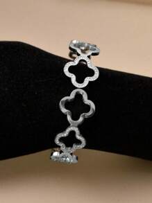 1pc Stainless Steel 18k Gold Plated Hollow Four-Leaf Clover Bangle Bracelet With Spring Clasp, Perfect Gift For Women On Valentine's Day Or Holidays