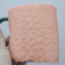 لف خشبي بطول 10 سم للطين البوليمري DIY، للنقش والنسج على الخزف والسيراميك بنقوش أشكال الأزهار والأوراق والشمس والقلب والموج والقشرة الخشبية والنجمة