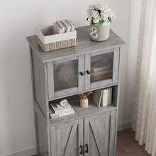 Mueble de baño de 50,4'' de alto, de madera, independiente, con puertas de cristal y estantes ajustables, para cocina y despensa con compartimento abierto, color gris. - Gris - Ver 4