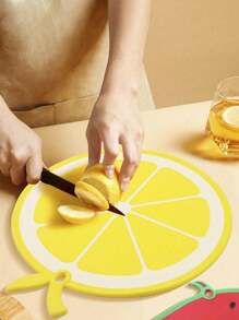 1pc All Kinds Of Fruit-Shaped Chopping Boards Chopping Boards Household Kitchen Picnic Melon Shapes Can Be Hung With Plastic Chopping Boards To Cut Meat, Suitable For Kitchens.