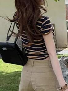 时尚别致的条纹T恤，显瘦减龄，适合夏季休闲穿着。 - 藏蓝色 - 查看 5