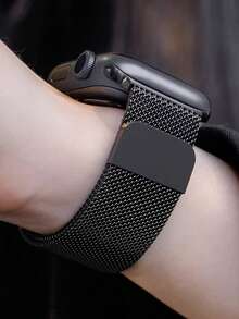 全新米兰尼斯不锈钢环形磁吸表带，金属磁吸表带，Ultra1/2，男女通用，适用于45/49/38/40/41/42/44mm。兼容1/2/3/4/5/6/7/8/Se系列腕表。透气轻盈，不闷热，不刺激，不易脱落。全系列腕表均可搭配S9和S10运动型及居家型防水表带使用。 - 彩色 - 查看 6