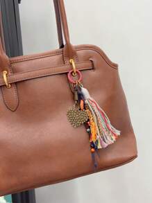 HXXOOS 1 Peça Pingente de Bolsa Estilo Boho com Borlas Coloridas para Mulheres, Pingente Retrô em Forma de Coração com Contas, Acessório DIY para Bolsas, Mochilas e Decoração de Carro de Crochê