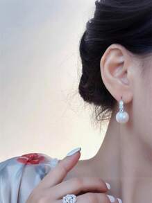 1 Pair Delicate French Style Rhinestone & Pearl Decorated Earrings, Elegant Luxury Small Brand Design Earrings