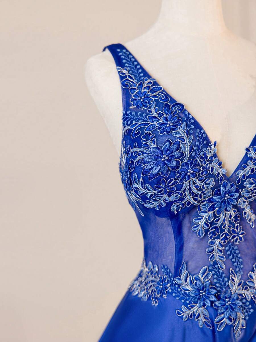 Navy Blue Vintage Sleeveless Deep V-Neck Luxury Lace Embroidery, Waist Mesh Hollow Out Semi-Sheer Dress, Full Hem, Elegant Birthday Or Evening Gown, Formal, Party Dress, For Wedding Guest