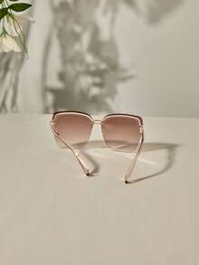 نظارة شمسية أنثوية بعدسات أومبير على طراز التسعينيات، للصيف والشاطئ وحفلات النوادي، إكسسوارات شاطئ أنيقة، إكسسوارات شاطئ للنساء، نظارات شمسية، هدايا شتوية - لون شمبانيي - مشاهدة 3