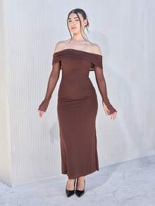 Andrea Bello Vestido de mujer elegante, romántico y minimalista con hombros descubiertos, manga acampanada y abertura lateral - Marrón - Ver 2
