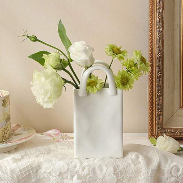 1pc Resin Vase Shaped Makeup Brush Holder, Unique Home Decor Vase