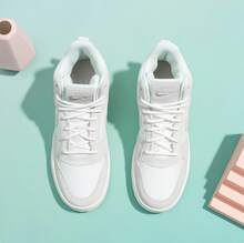 Nike Court Borough Mid Prem 经典复古米色女款高帮运动鞋 - 米 - 查看 4