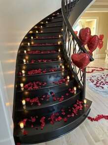 500 Pieces Of Exquisite Red Artificial Rose Petals, Suitable For Romantic Nights, Weddings, Events And Valentine's Day Decorations