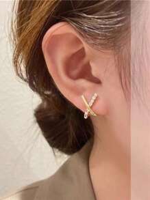 1 Pair Fashionable Minimalist Cross Design Earrings