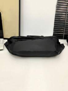 This Men's One Shoulder Sling Waist Bag Features A Cool Solid Color Design, With A Waterproof Black Oxford Cloth Material. - Black - View 2