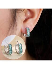 1 对简约心形精致女士耳环，百搭且