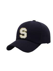 1顶儿童黑色26字母棒球帽，金色线绣R字图案，可调节后扣，时尚遮阳帽，男女童皆宜