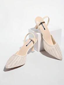 秋冬新款中国风白色高跟穆勒鞋，女款尖头蕾丝刺绣两穿式凉鞋，优雅派对风