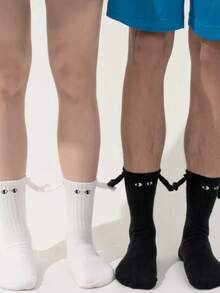 2 Pairs Magnetic Couple Socks, Matching White Mid-Calf Socks With Cute Self-Sticking Design, Suitable For Spring & Autumn - Black and White - View 2