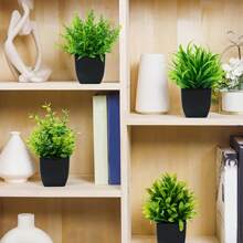 Set da 1/4/6 vasi da fiori verdi con piante artificiali piccole, inclusi vasi da fiori, piante in vaso verdi di eucalipto realistiche simulate per decorazione di interni casa, stanza, matrimonio, ufficio, bagno e camera da letto, con eucalipto in plastica e piante di grano in miniatura, perfetto per decorazione di piante artificiali per scrivania interna, regali per insegnanti