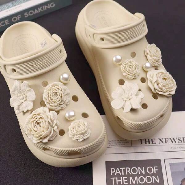 Set de 4 piezas/8 piezas Nuevo ramo de flores esponjosas para decoración de calzado DIY - Flor ABS desmontable con efecto 3D en capas, con perlas blancas brillantes - Adecuado para sandalias de verano, zapatos de jardín, regalos