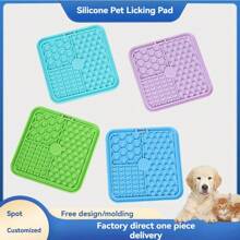 Tapis à lécher pour animaux de compagnie chat/chien avec ventouse super puissante, anti-dérapant, lavable, en silicone anti-déformation et anti-morsure