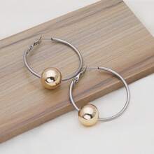 1 对时尚不锈钢环 + 球形珍珠双面耳环，精致可拆卸佩戴
