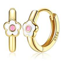 Milacolato Small Hoop Earrings 18K Gold Plated Daisy Earrings Pink Yellow FLower Huggie Hoop Earrings For Women Hypoallergenic Earrings For Sensitive Ears