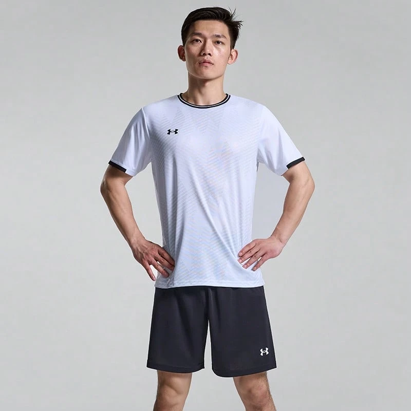 Under Armour 男女通用T恤,2026夏季新款足球训练运动跑步健身透气短袖T恤 25500522-100 - 白色 - 查看 1