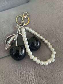 1 件时尚樱桃轻奢钥匙扣樱桃创意女士钥匙扣闪粉水晶仿水果吊坠情人节汽车饰品包包挂饰 - 銀色櫻桃 - 查看 7