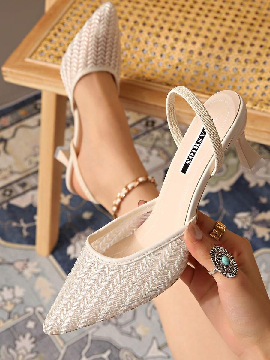 秋冬新款中国风白色高跟穆勒鞋，女款尖头蕾丝刺绣两穿式凉鞋，优雅派对风