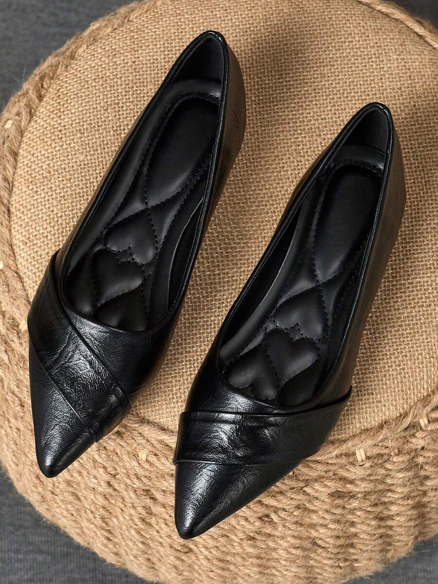 WHDXY 1 Pair Women Flat Slip-On Pointed Toe Loafers, Casual Work Office Commute Shoes, All Season