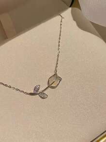 Collier tulipe en pierre d''œil de chat - Élégant et délicat collier ras-de-cou de style français, nouvelle collection Printemps/Été 2025