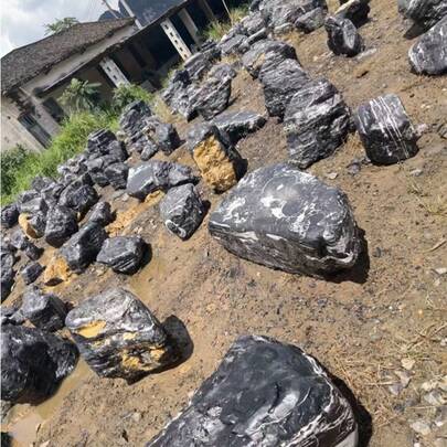 1PC新款仿真小石头用于家居装饰或钥匙收纳，趣味钥匙可以藏小物件