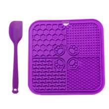 1 pièce Tapis d'alimentation lente pour animaux de compagnie à 4 compartiments, 11 couleurs, avec grattoir et outils de répartition, en silicone, ventouse, peut être fixé au mur, convient aux chats et aux chiens