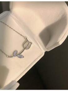 Collier tulipe en pierre d''œil de chat - Élégant et délicat collier ras-de-cou de style français, nouvelle collection Printemps/Été 2025