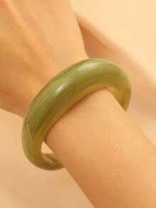 1 Stück elegantes und einzigartiges mehrfarbiges offenes Armband für Frauen, modischer Schmuckzubehör mit asymmetrischer welliger Linie und Farbverlauf aus Harz, hervorragend für den täglichen Gebrauch, am Strand, zum Reisen und als Geschenk