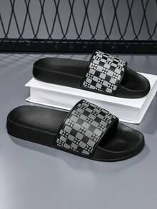 23# 加大码男士夏季拖鞋，尺码 36-48，户外舒适休闲鞋，轻便防滑家居拖鞋，耐磨透气男士凉鞋，户外及日常穿着（不对称图案） - 白色 - 查看 2