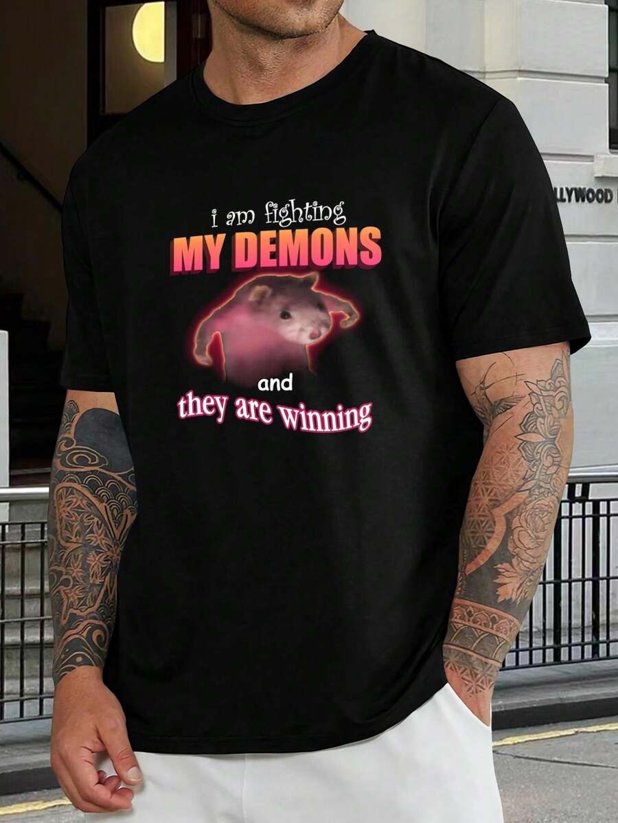 Camiseta con meme de hurón divertido - Estoy luchando contra mis demonios - Cómoda camiseta de mezcla de algodón para hombres y mujeres - Regalo para amantes de los videojuegos y memes - Tallas para jóvenes y adultos - Negro - Ver 1