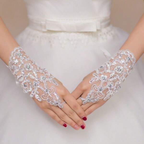 1pc Versatile Lace Bridal Gloves, White Fingerless Gloves For Women, Suitable For Spring/Autumn, Wedding Dress, Gown, Party, Travel And Photo Taking
