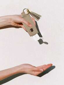 1pc Leather Material No-Rinse Hand Sanitizer Holder, Keychain No-Rinse Hand Sanitizer Holder, Portable Travel No-Rinse Hand Sanitizer Holder With Clip, Travel Essential, Back To School Supplies - Multicolor - View 10