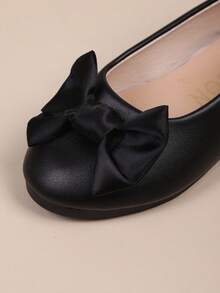 女童正装鞋，儿童鞋，蝴蝶结设计，平底舒适黑色皮鞋，适合日常、上学、婚礼